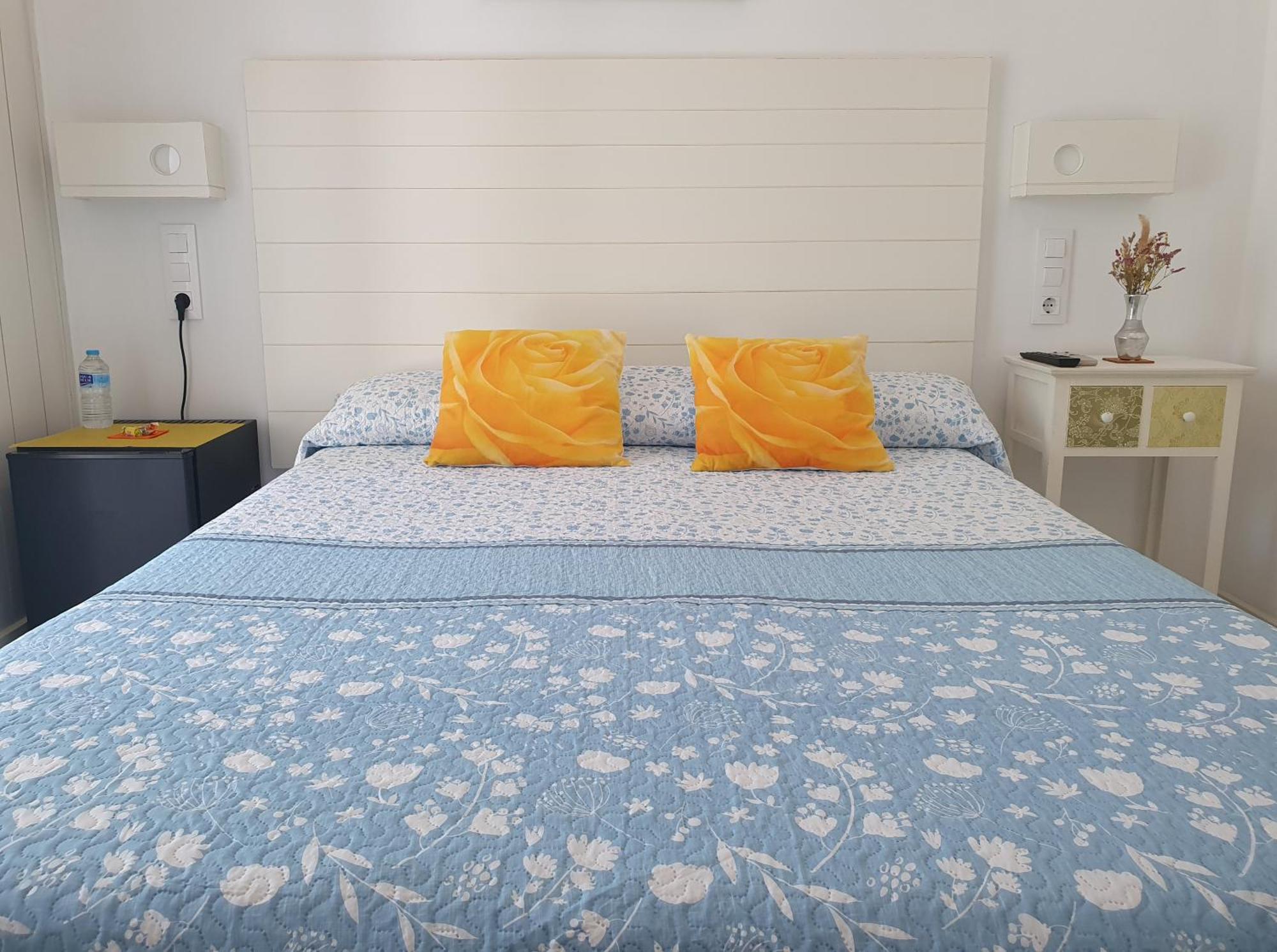 Hostal Mi Campana Dénia Eksteriør billede