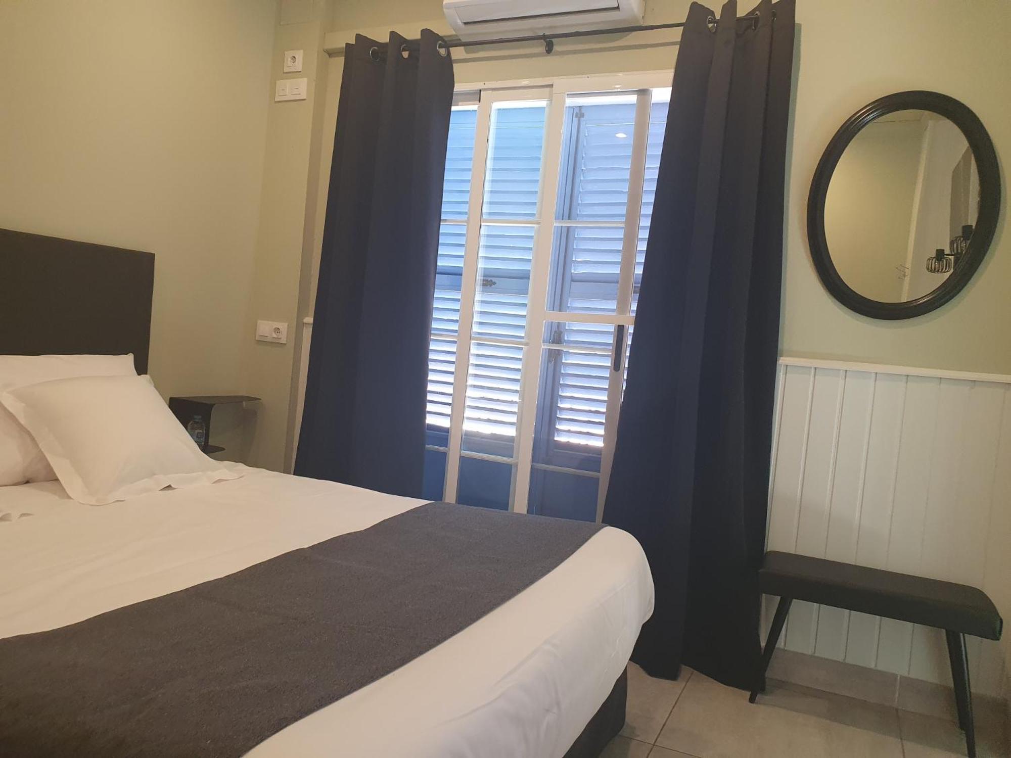 Hostal Mi Campana Dénia Eksteriør billede